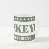 Voor President Hawkeye Matglas Koffiemok (Voorkant rechts)