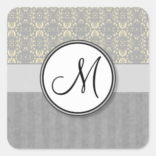 Voorbeeld op zilverdamper en strips met monogram vierkante sticker