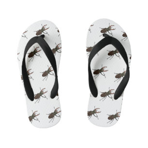 Voorbeeld van de cartoon van de kever kinder teenslippers