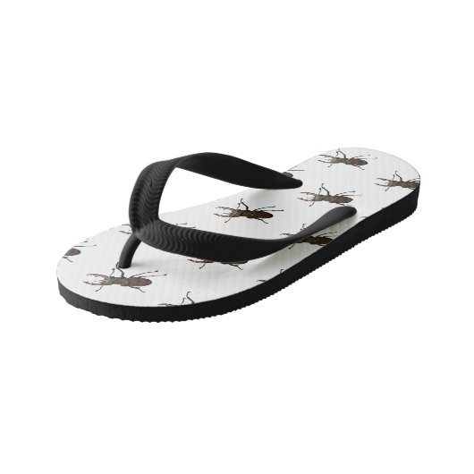 Voorbeeld van de cartoon van de kever kinder teenslippers (Schuin)