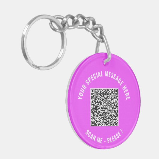 Voorbeeld van uw QR-code en aangepaste tekst Sleut Sleutelhanger (Voorkant Links)