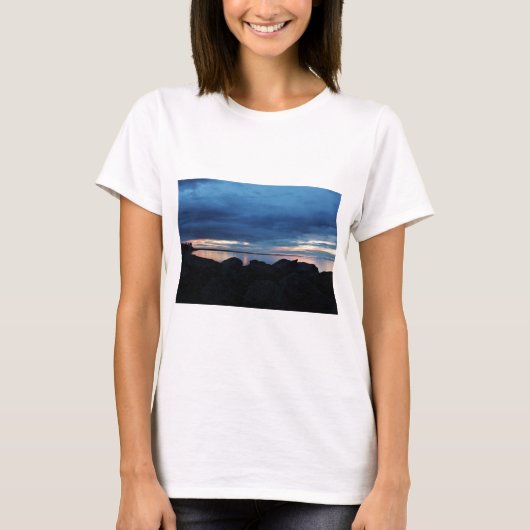 Voorbij de Rotsen T-shirt (Voorkant)