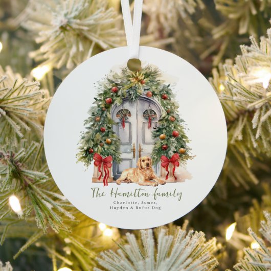 Voordeur met gele labrador kerst metalen ornament (Insitu)