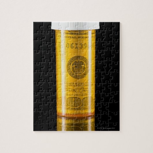 Voorgeschreven fles met 100 dollar biljet legpuzzel (Verticaal)