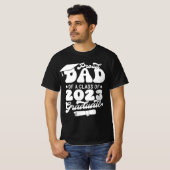 Voorgestelde DAD van een Klasse van 2023 Afstudere T-shirt (Voorkant volledig)