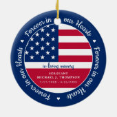 Voorheen in ons hart Veteran USA Flag Memorial Keramisch Ornament (Achterkant)