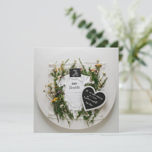 Voorjaar wildflower zwangerschap aankondiging (Staand voorkant)