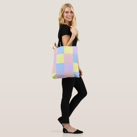 Voorjaarscontroles Tote Bag (Op model)