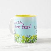 Voorjaarsmeisje dat vogeljacht mok najaagt (Voorkant links)