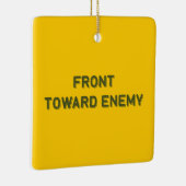 VOORKANT RICHTING VIJAND KERAMISCH ORNAMENT (Rechts)