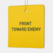 VOORKANT RICHTING VIJAND KERAMISCH ORNAMENT (Links)