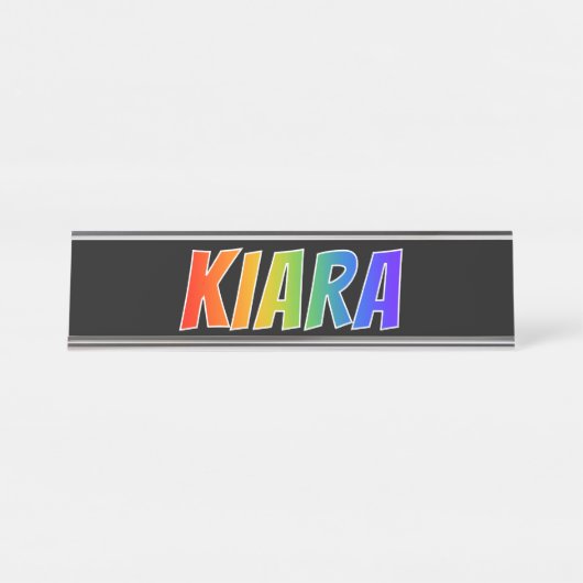 Voornaam "KIARA": vun regenboogkleuren Bureau Naambordje (Voorkant)