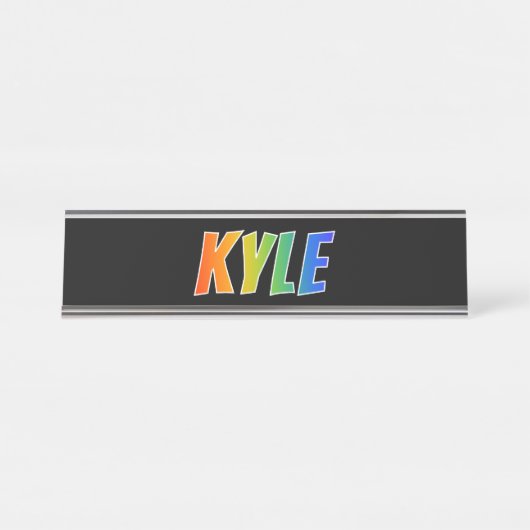 Voornaam "KYLE": vun regenboogkleuren Bureau Naambordje (Voorkant)