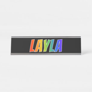 Voornaam "LAYLA": Fun Rainbow-kleuren Bureau Naambordje