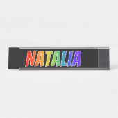Voornaam "NATALIA": vun regenboogkleuren Bureau Naambordje (Voorkant)