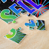 Voornaam "RUSSELL", geun "HAPPY BIRTHDAY" Legpuzzel (Zijkant)