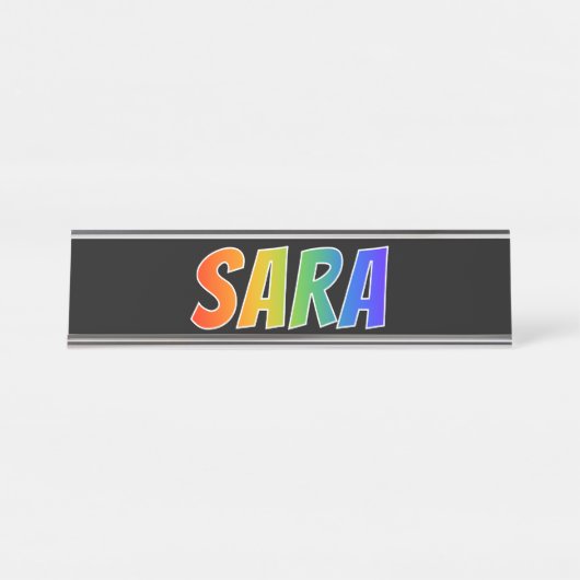 Voornaam "SARA": vun regenboogkleuren Bureau Naambordje (Voorkant)