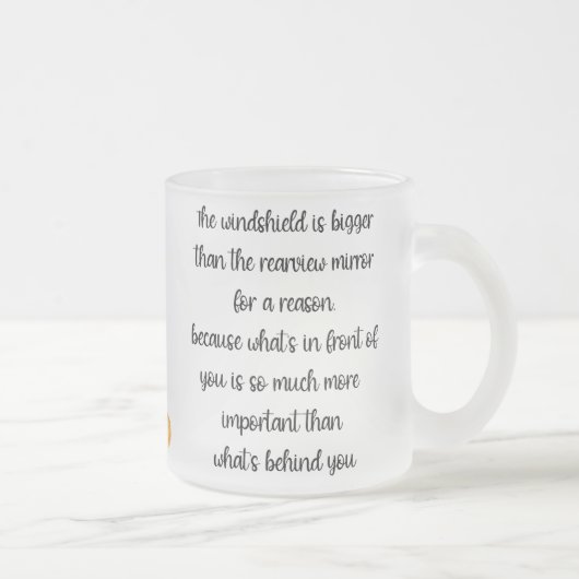 Voorruit is groter dan de achteraanzicht - Jelly R Matglas Koffiemok (Rechts)