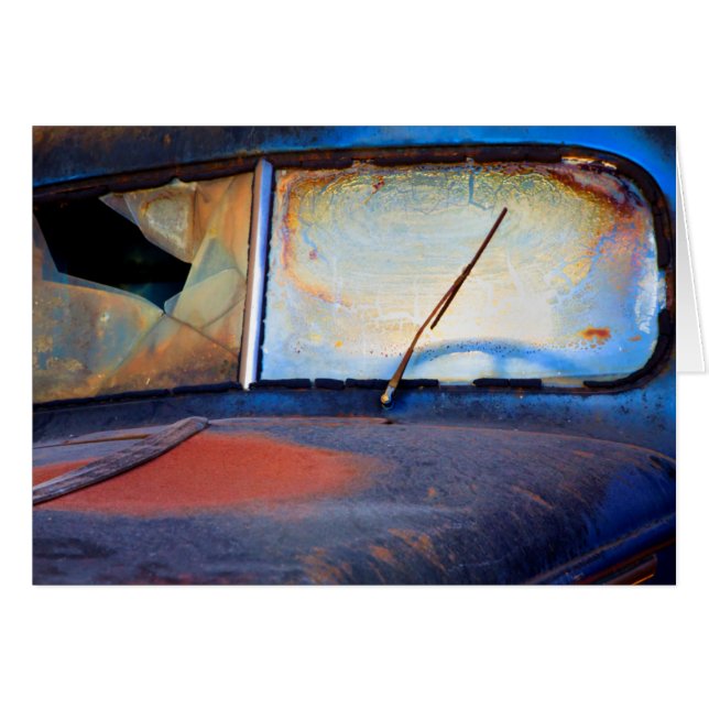 Voorschild van een oude roestvrijwagen (Voorkant Horizontaal)