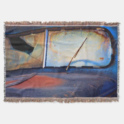 Voorschild van een oude roestvrijwagen deken (Voorkant)