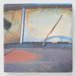 Voorschild van een oude roestvrijwagen stenen onderzetter