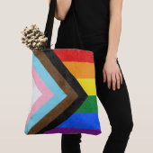 Voortgangs Regenboogvlag Tote Bag (Dichtbij)
