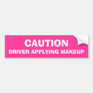 Voorzichtig driver die Makeup toepast Bumpersticker
