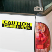 VOORZICHTIGE ZOMBIE HUNTER BUMPERSTICKER (Op Truck)