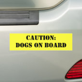 Voorzichtigheid: Honden aan boord Bumpersticker (Op auto)