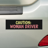 VOORZICHTIGHEID: VROUWENDRIVER FUNNY-BUMPERSTICKER BUMPERSTICKER (Op auto)
