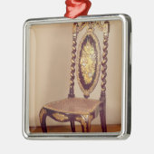 Voorzitter, midden 19e eeuw metalen ornament (Links)