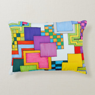 Vormen en overlappende kleuren accent kussen