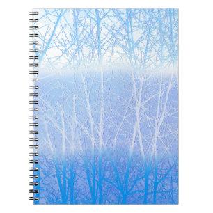 Vorstige Nevelige Bomen Babyblauw Notitieboek