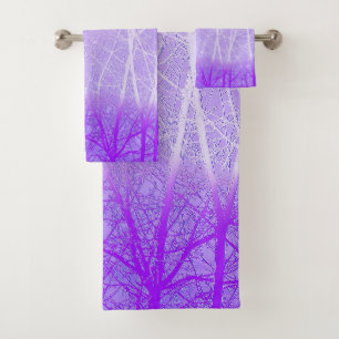 Vorstige Nevelige Bomen in Lila Lavendel Bad Handdoek