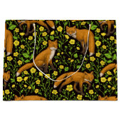 Vossen en boterbloemen op zwart groot cadeauzakje (Voorkant)