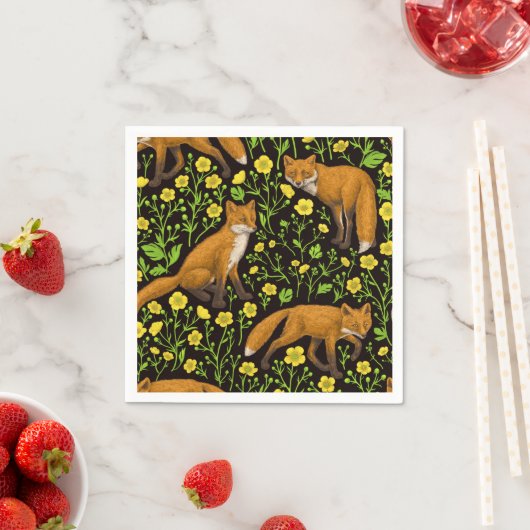 Vossen en boterbloemen op zwart servet (Insitu)