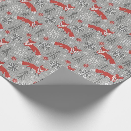 Vossen in het winterbos Scandinavische Kerstmis Cadeaupapier (Hoek)