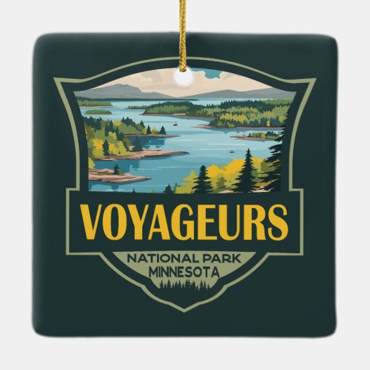 Voyageurs National Park Illustratie Retro Badge Keramisch Ornament (Achterkant)