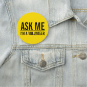 Vraag me | Gele vrijwilligers Naamplaatje (In situ)