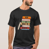 Vraag me wat ik lees Boekenliefhebber Kleding T-shirt (Voorkant)