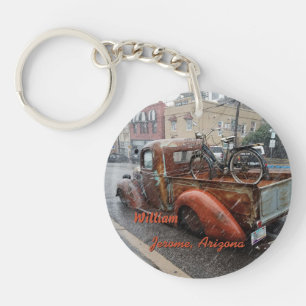 vrachtwagen en fiets in Jerome, Arizona Sleutelhanger