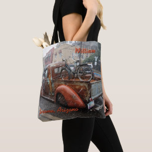 vrachtwagen en fiets in Jerome, Arizona Tote Bag