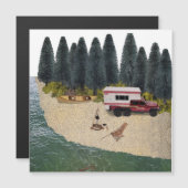 Vrachtwagen met camper in de Forest River Camping (Voorkant / Achterkant)