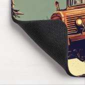 Vrachtwagen rijden in het bos  stijl muismat (Hoek)