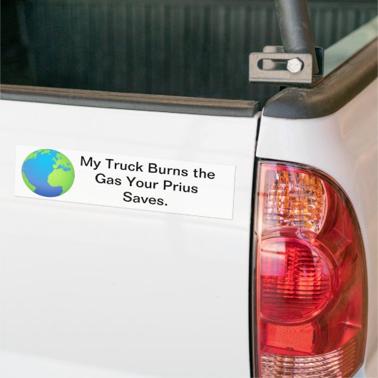 Vrachtwagen versus Prius Bumpersticker (Op Truck)