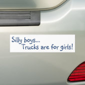 Vrachtwagens zijn voor meisjes! Bumpersticker (Op auto)