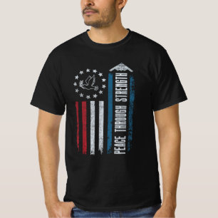 Vrede door kracht t-shirt