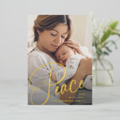 Vrede | Elegant script en foto kerst Folie Feestdagenkaart (Staand Voorkant)