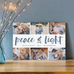 Vrede en licht | Hanukkah Photo Collage Feestdagenkaart<br><div class="desc">Deel zes favoriete foto's met onze heldere en feestelijke Hanukkah-vakantiekaart. "Vrede en Licht" verschijnt in het midden in hand geschreven borsteltypografie,  met uw vakantiegroet,  namen,  en het jaar onder.</div>