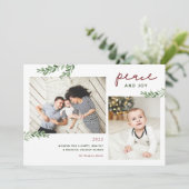 Vrede en vrede | Greenery Branches 2 foto Feestdagenkaart (Staand voorkant)